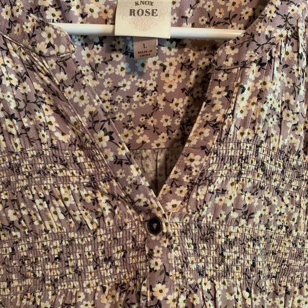 Women’s BOHO floral, flowy top